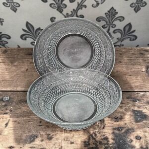 Trellis Crystal Clear Glass Serving Bowls, Set of 2, Vintage Fleur de Lis Design
